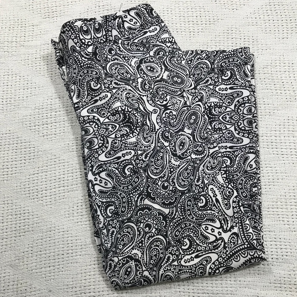 Ann Taylor Signature Fit Crop Pants. Size 6. - Picture 1 of 4
